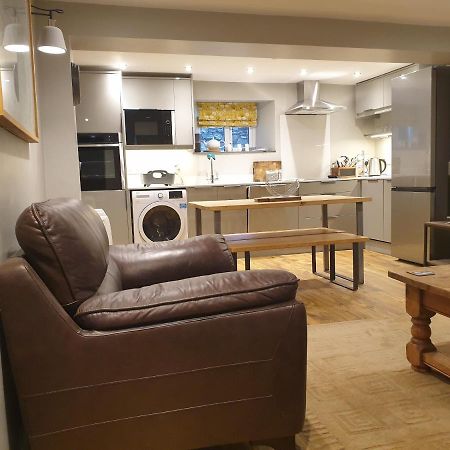 No8 3 Bed Cottage Winter Deals Offered 3 Nights Or More Nov-Mar Backbarrow Ruang foto