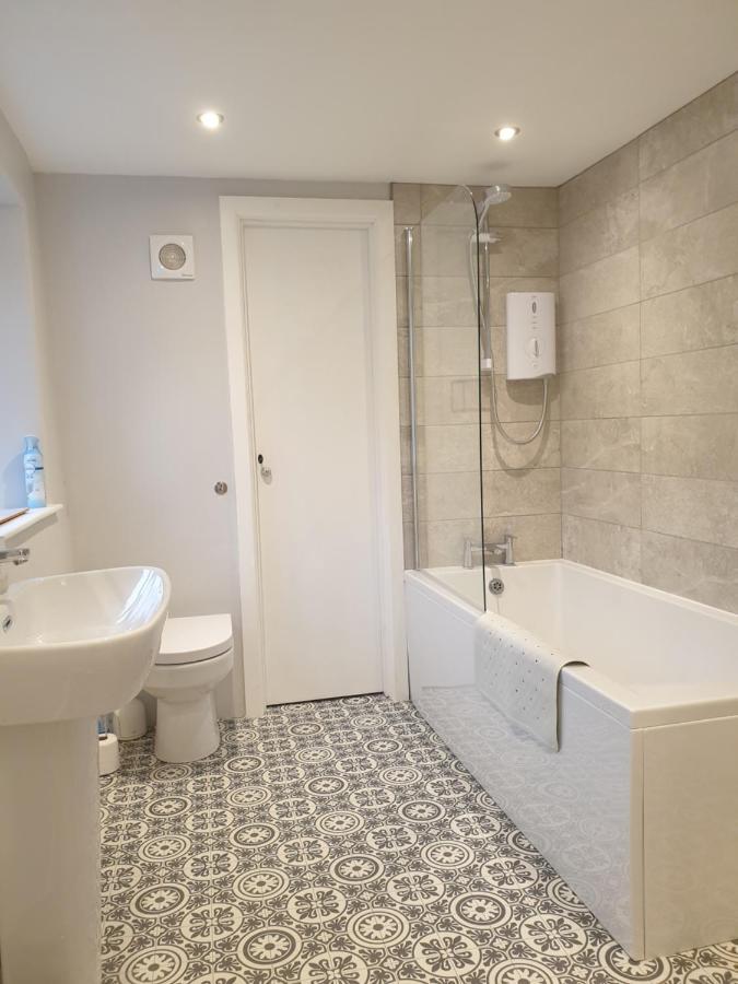 No8 3 Bed Cottage Winter Deals Offered 3 Nights Or More Nov-Mar Backbarrow Ruang foto